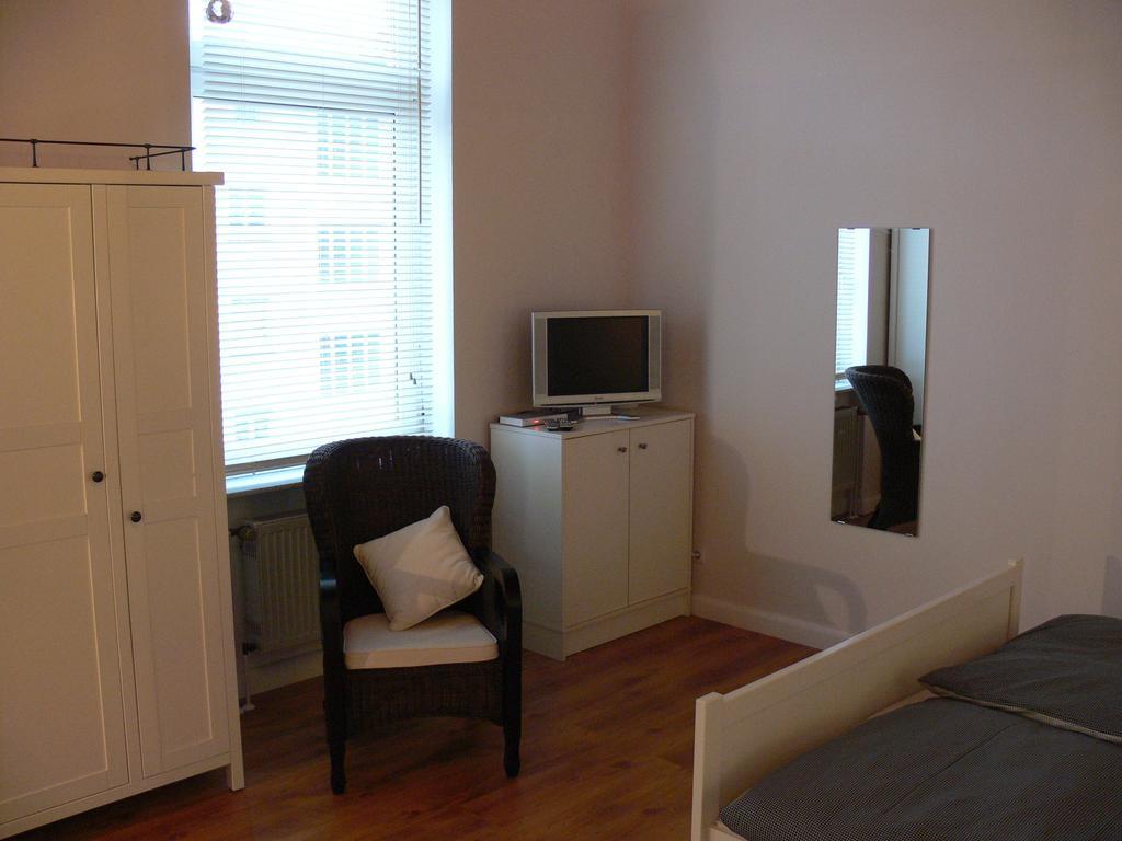 Business Flat Bahnhofstrasse Lejlighed Wiesbaden Værelse billede